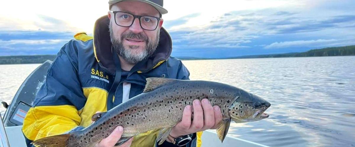Öring fångad i Ormsjön i maj 2022