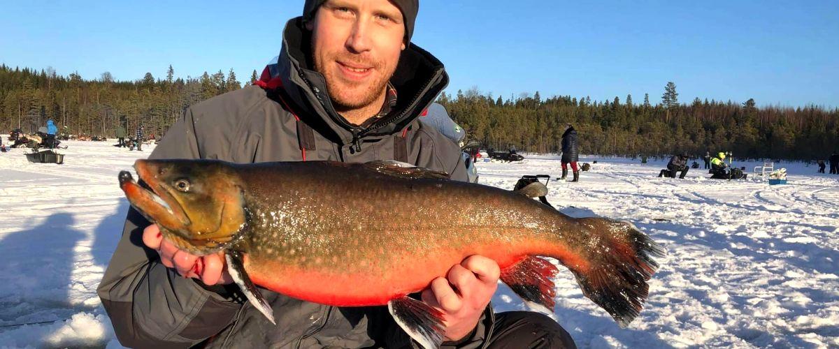 Rödingspremiär på Österholmtjärn 2023