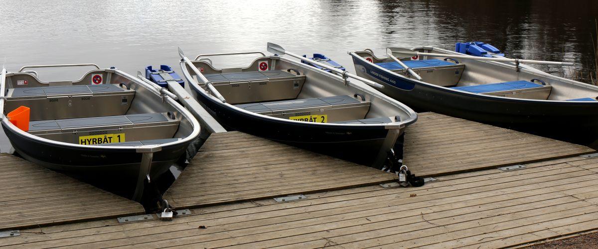 Båtar
