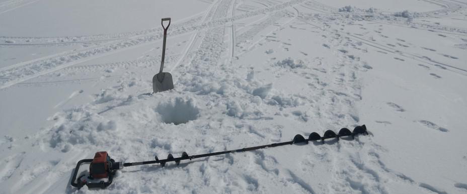 Silessjaure norra delen av Frostviken ,Istjocklek 2,7m